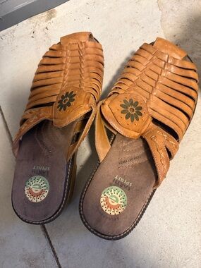Earth Spirit Pine Leather Woven Clogs Mules Comfort Slides Brown Size 9.5